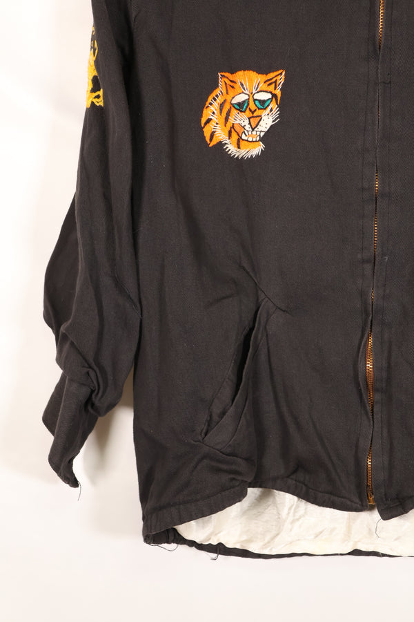 1968-1969 Vietnam War Tour Jacket Viet Jean, good condition, used.