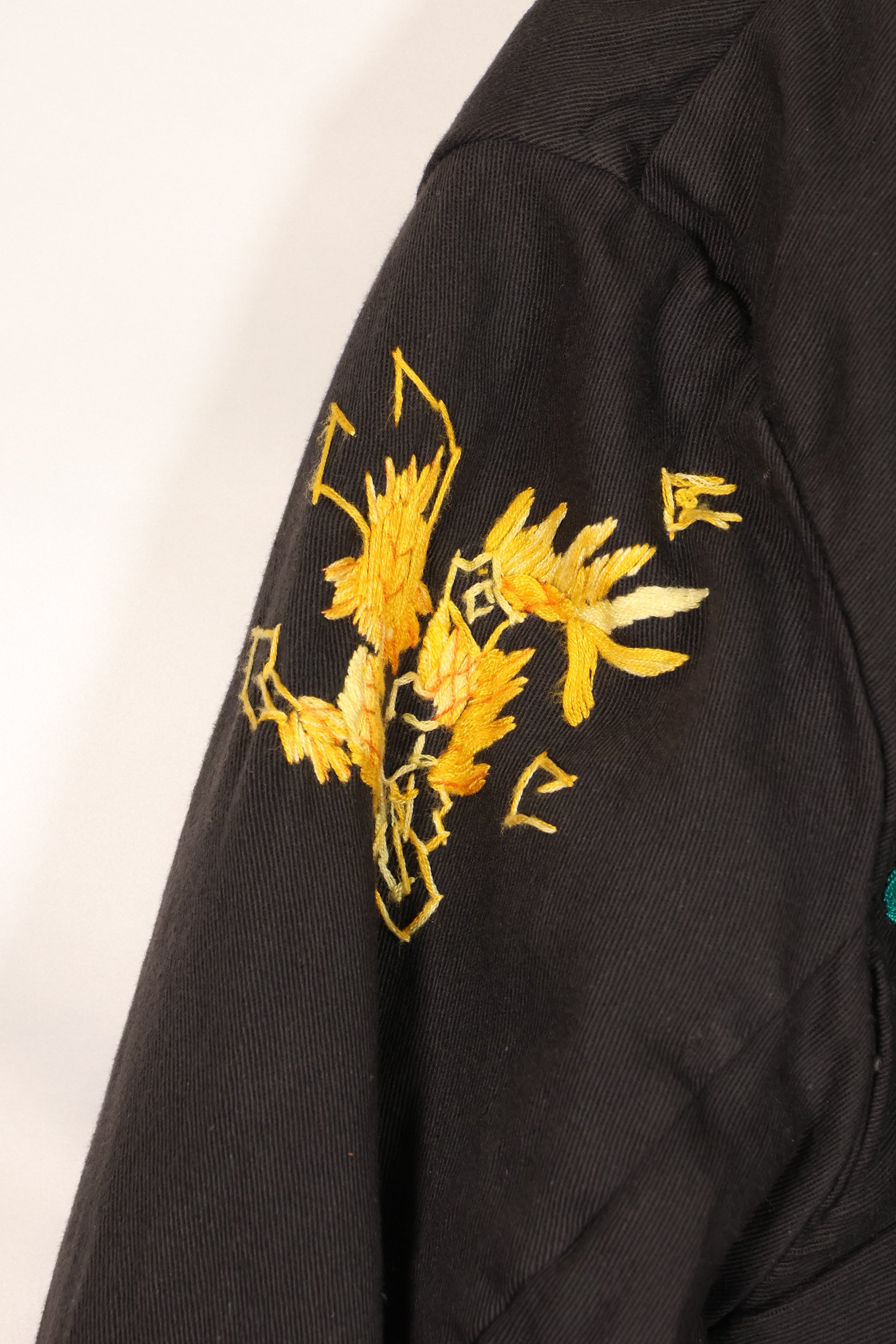 1968-1969 Vietnam War Tour Jacket Viet Jean, good condition, used.