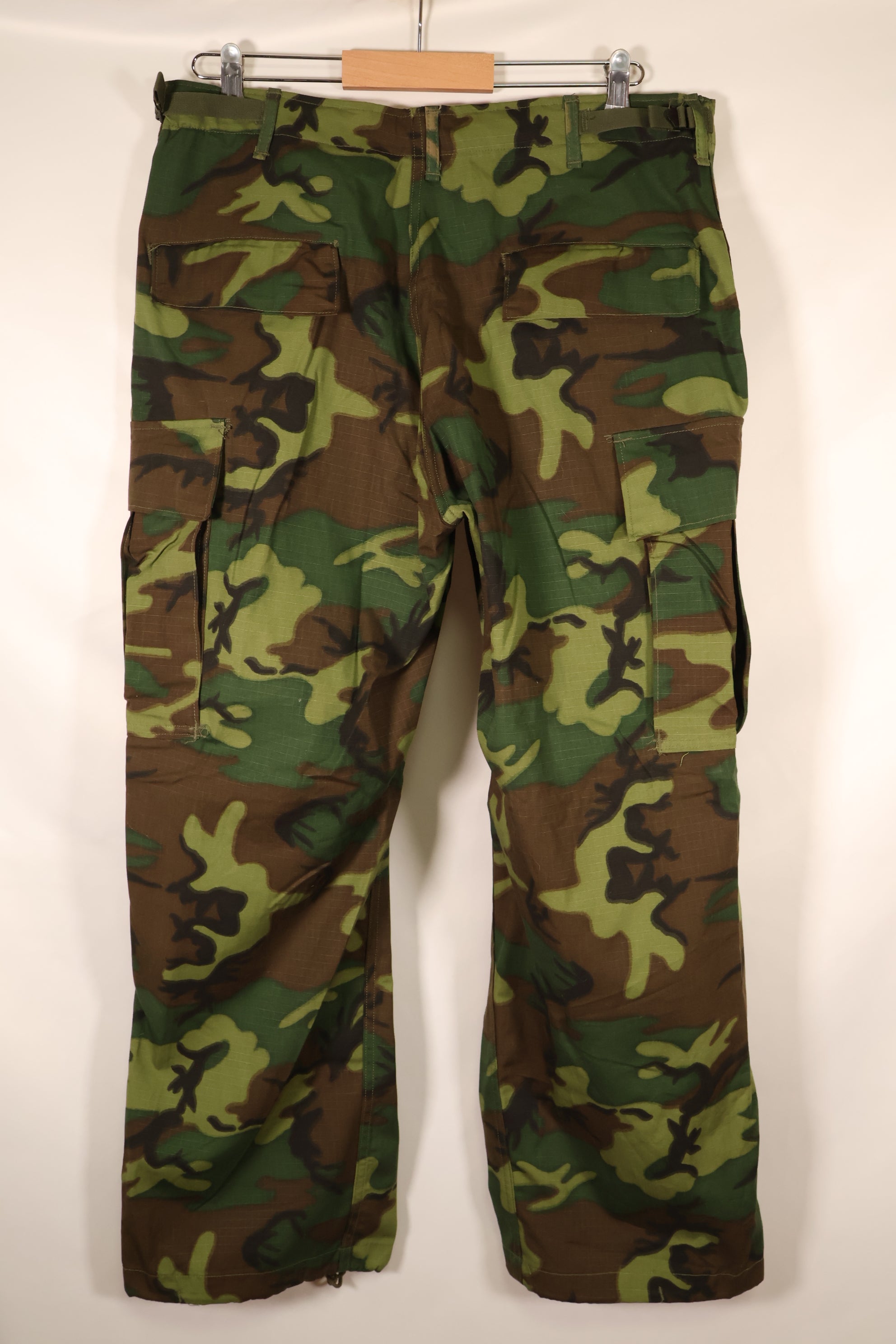1970 Contract, M-S, Deadstock, ERDL Green Leaf Camo Fatigue Pants, Rare Size