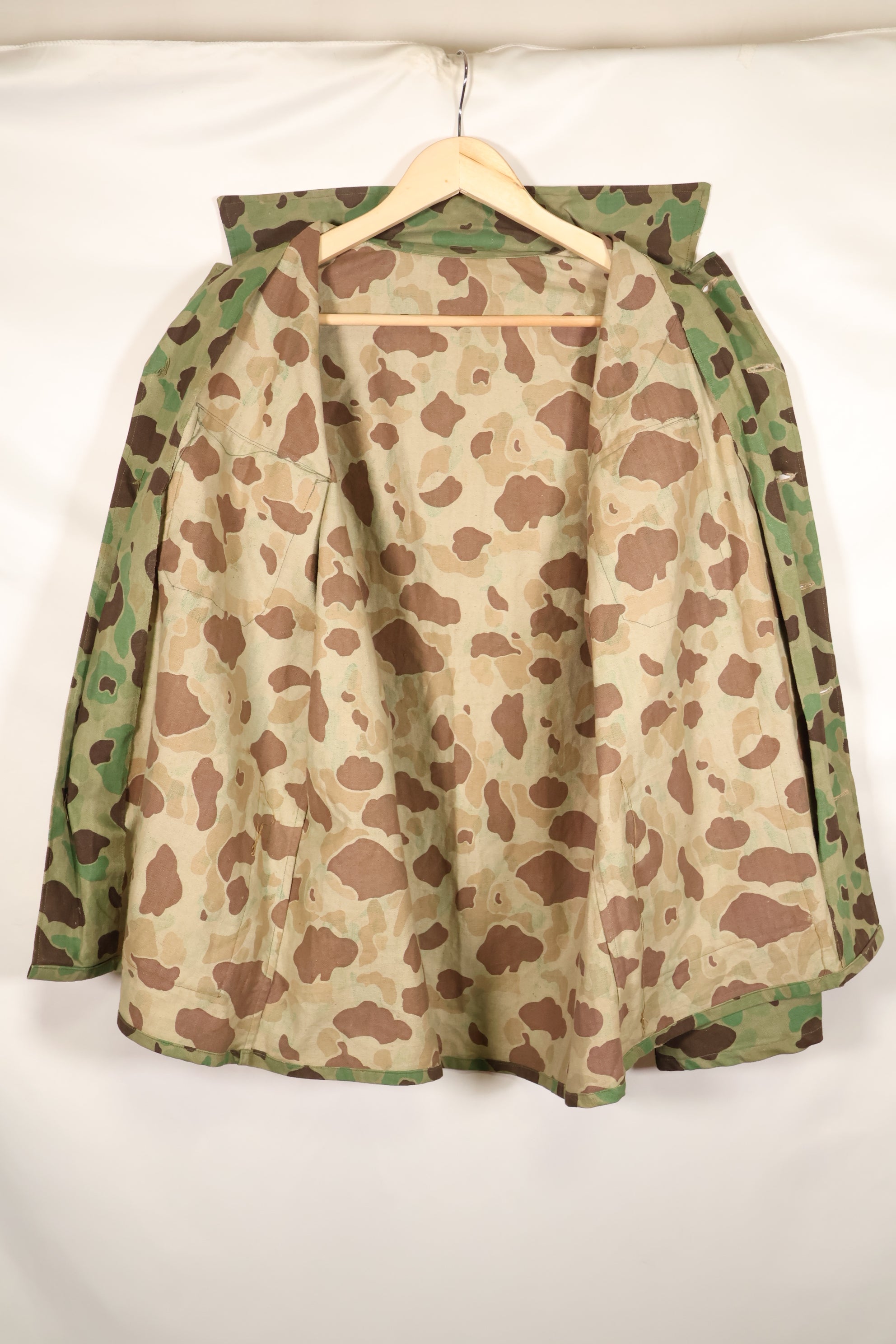 ช่วงปี 1940-1950 ผลิตในญี่ปุ่น แจ็คเก็ตตัดเย็บลายพรางฟร็อกสกิน ผ้า HBT สภาพดีเยี่ยม สินค้ามือสอง