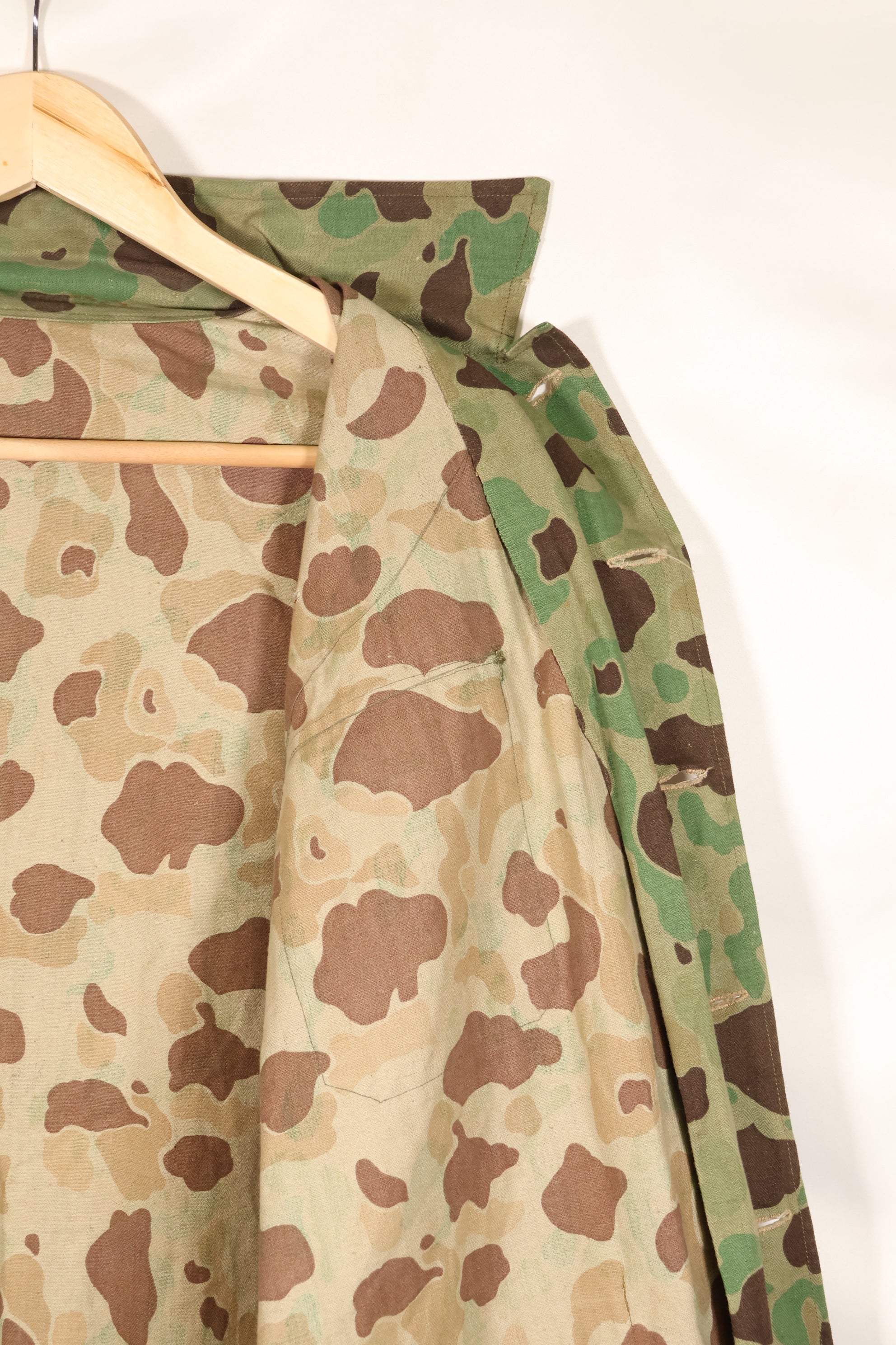 ช่วงปี 1940-1950 ผลิตในญี่ปุ่น แจ็คเก็ตตัดเย็บลายพรางฟร็อกสกิน ผ้า HBT สภาพดีเยี่ยม สินค้ามือสอง