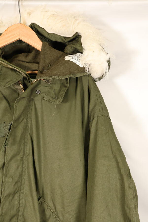 สัญญาปี 1973 &amp; สัญญาปี 1983 เสื้อฮู้ด M-R M65 เสื้อฮู้ดแบบหางปลา เสื้อฮู้ดแบบหางปลา แทบไม่เคยใช้