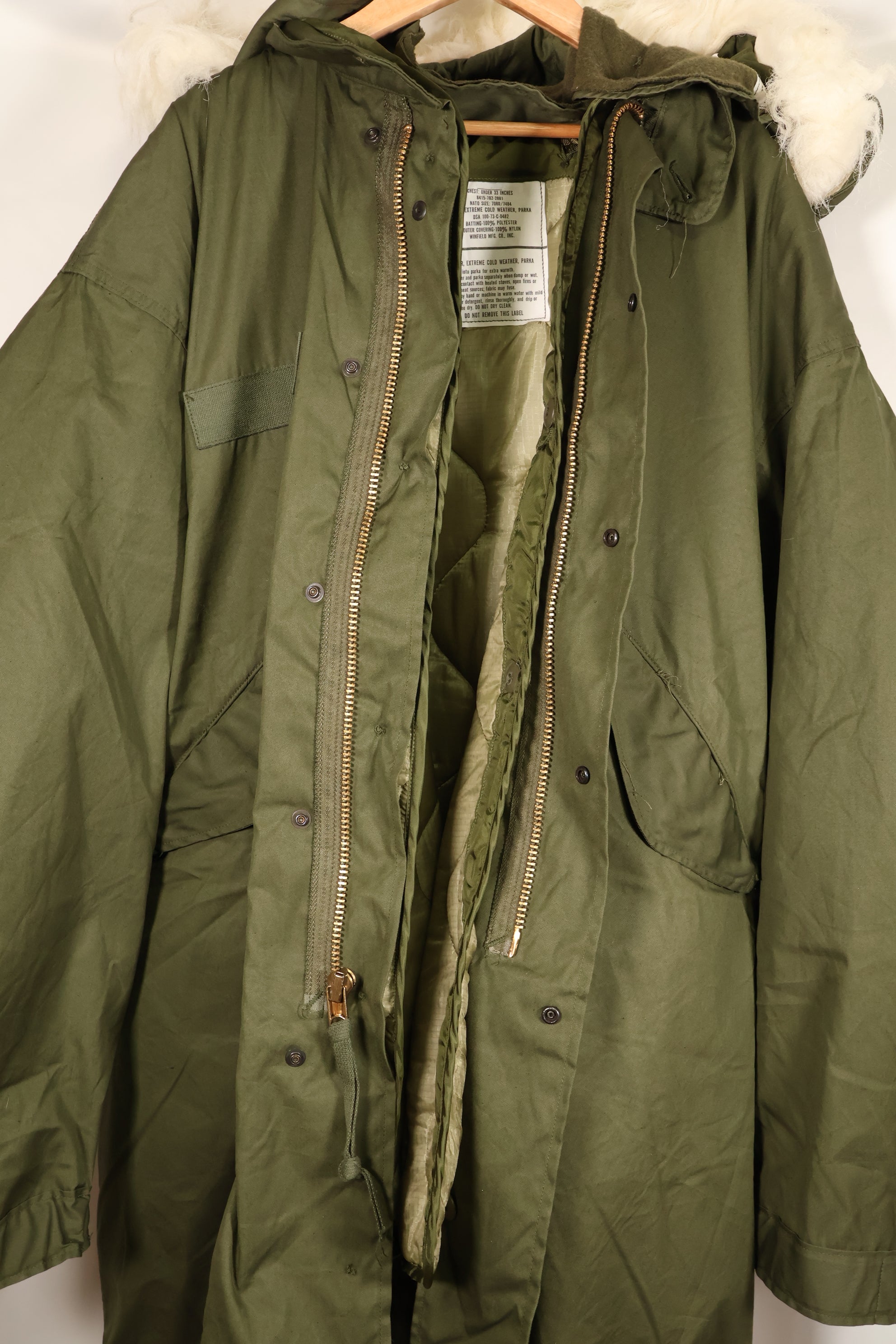 สัญญาปี 1973 & สัญญาปี 1983 เสื้อฮู้ด M-R M65 เสื้อฮู้ดแบบหางปลา เสื้อฮู้ดแบบหางปลา แทบไม่เคยใช้