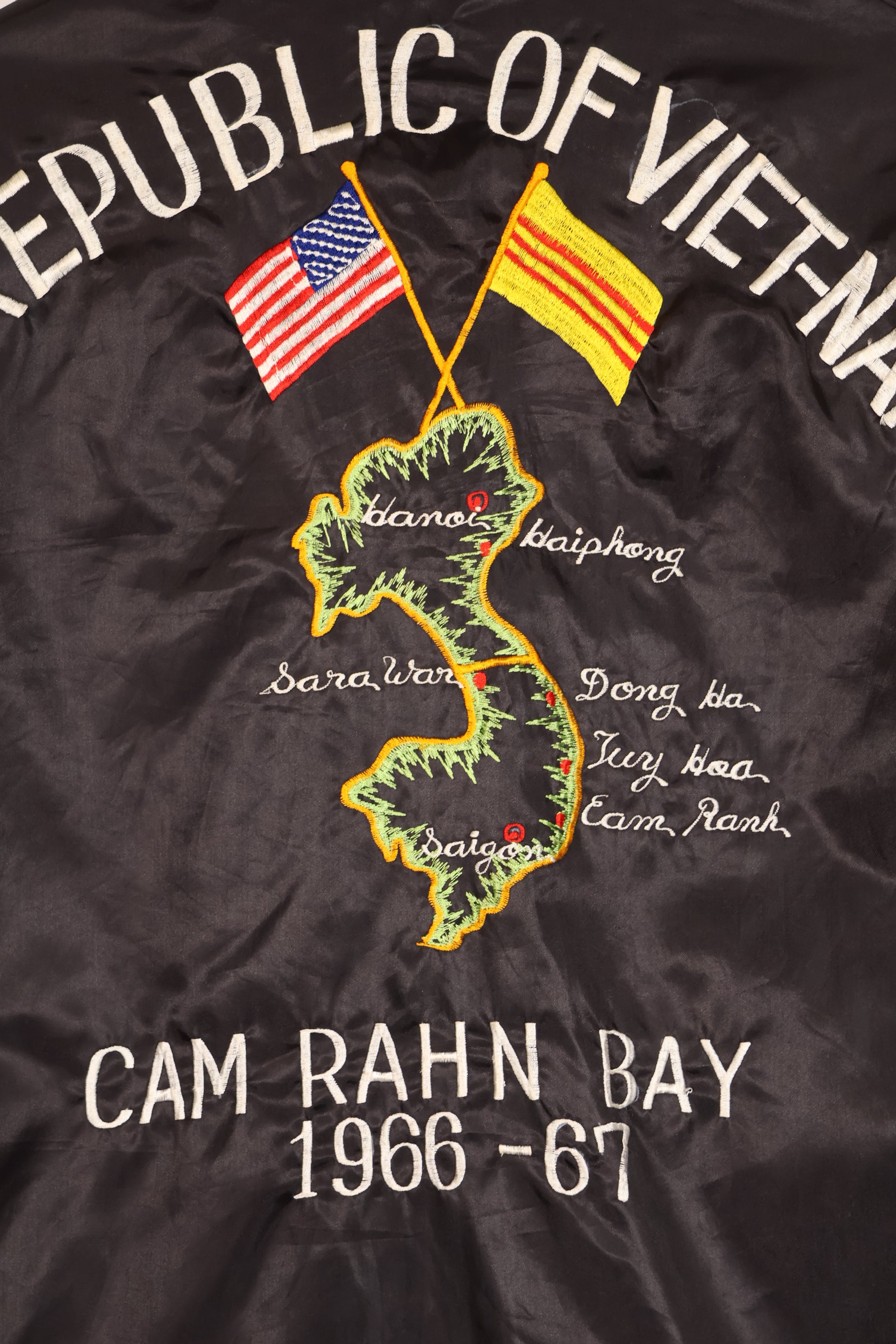 実物　ベトナム戦争　ツアージャケット　CAM RAHN BAY 1966-67　ジッパー破損あり