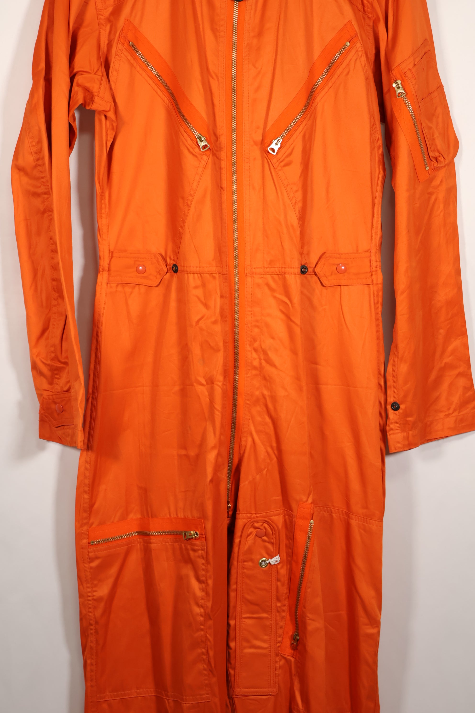 実物　1961年製　アメリカ空軍　USAF K2-B　未使用品　レスキューオレンジ色
