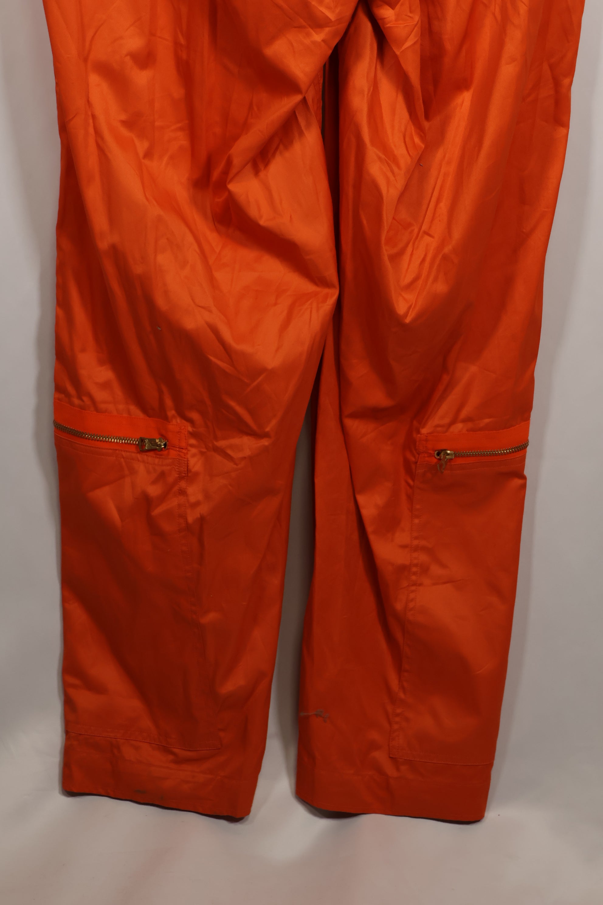 実物　1961年製　アメリカ空軍　USAF K2-B　未使用品　レスキューオレンジ色