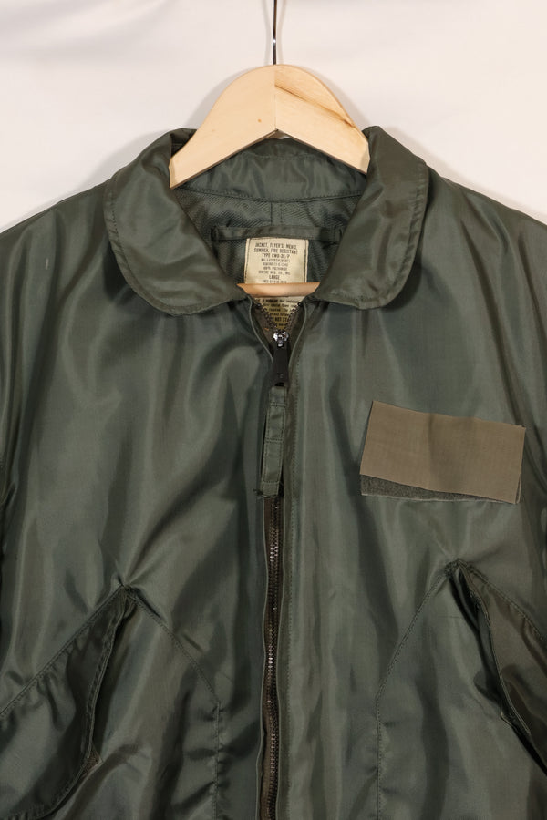 เสื้อแจ็คเก็ตนักบิน CWU-36P ขนาดใหญ่ของกองทัพเรือสหรัฐฯ ปี 1977