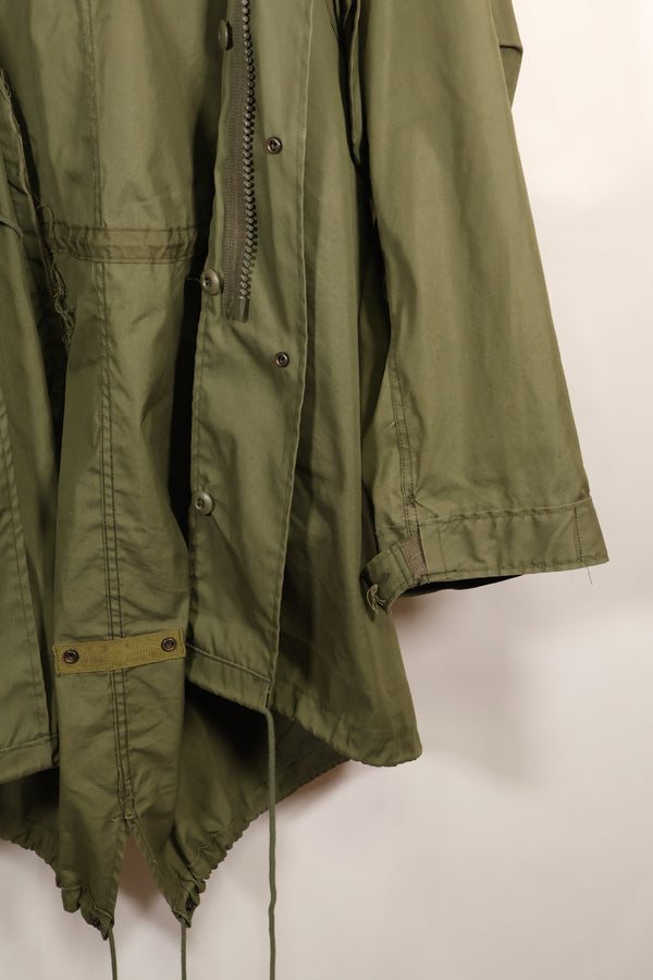 หลายล็อตหลายปี SMALL M65 เสื้อฮู้ดฟิลด์ เสื้อฮู้ดหางปลา สภาพดี มือสอง B