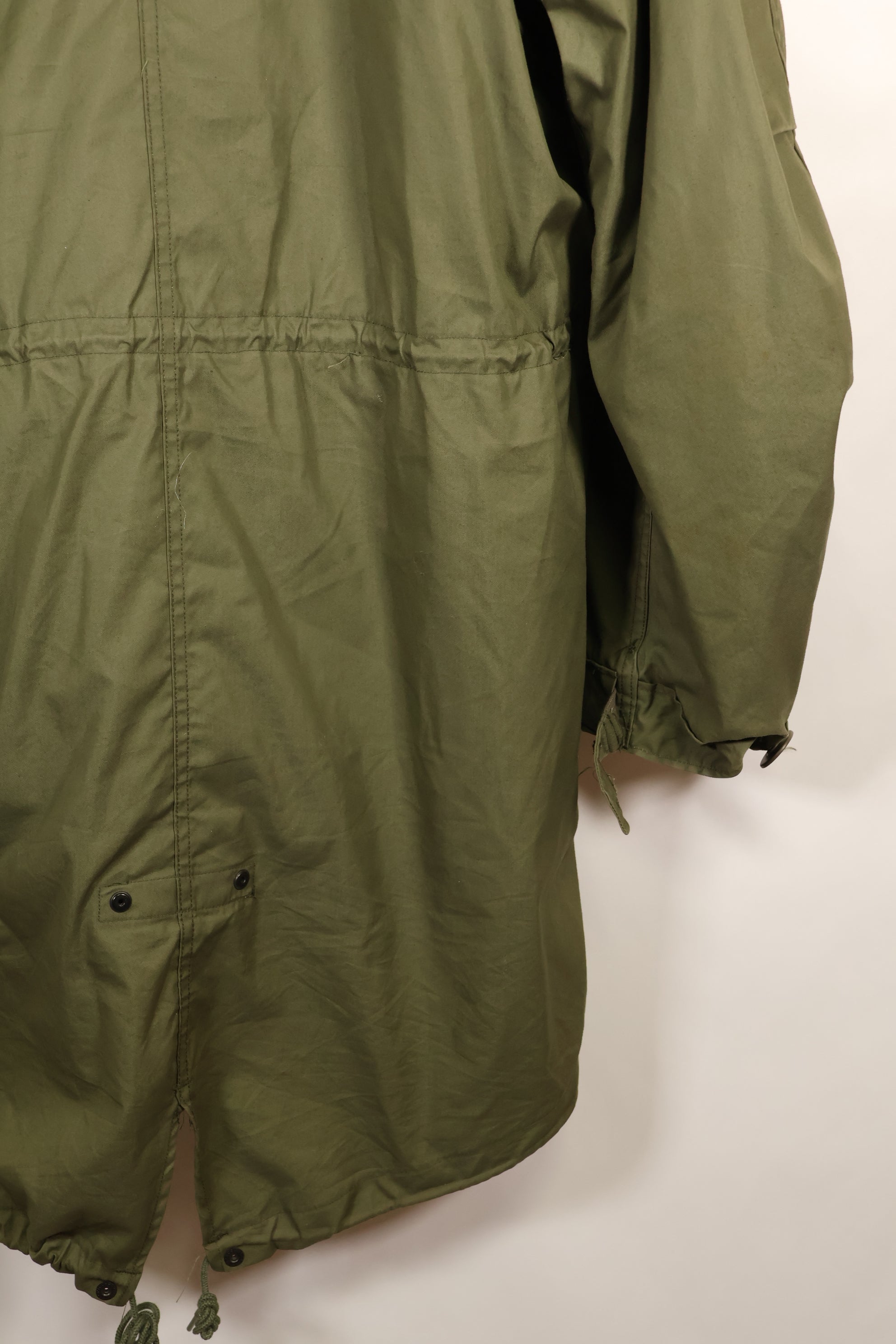 หลายล็อตหลายปี SMALL M65 เสื้อฮู้ดฟิลด์ เสื้อฮู้ดหางปลา สภาพดี มือสอง C