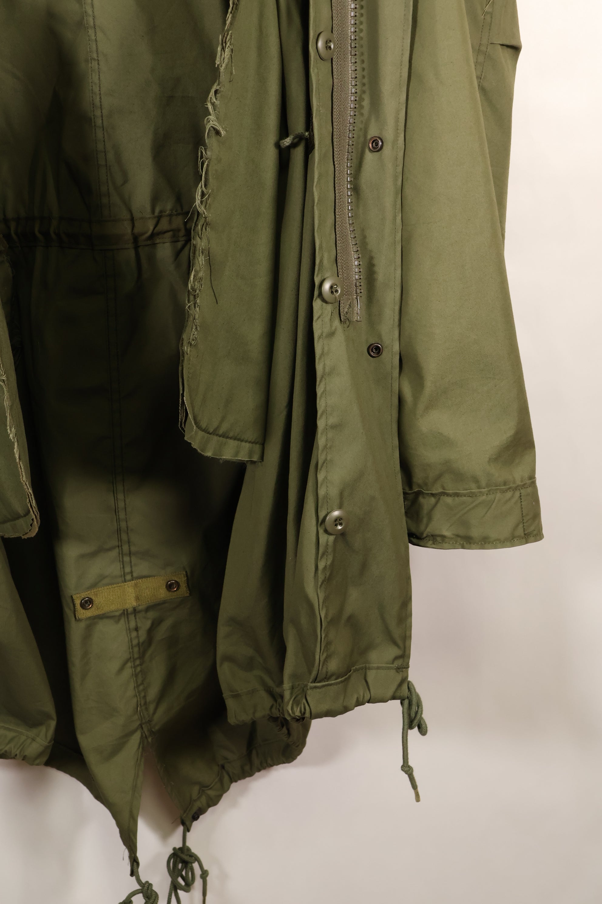 หลายล็อตหลายปี SMALL M65 เสื้อฮู้ดฟิลด์ เสื้อฮู้ดหางปลา สภาพดี มือสอง C