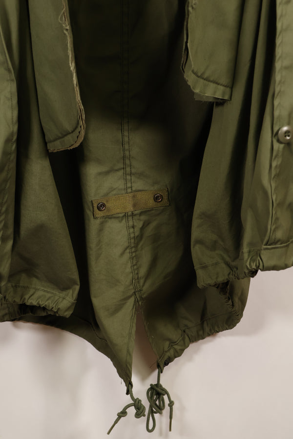 หลายล็อตหลายปี SMALL M65 เสื้อฮู้ดฟิลด์ เสื้อฮู้ดหางปลา สภาพดี มือสอง C