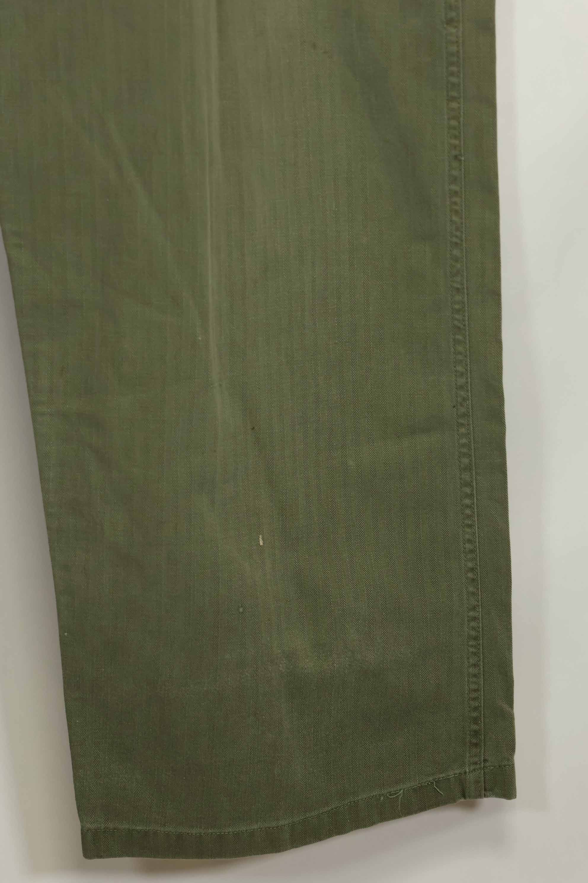 1940's U.S. Army HBT Utility Pants, large size, scratched, used.