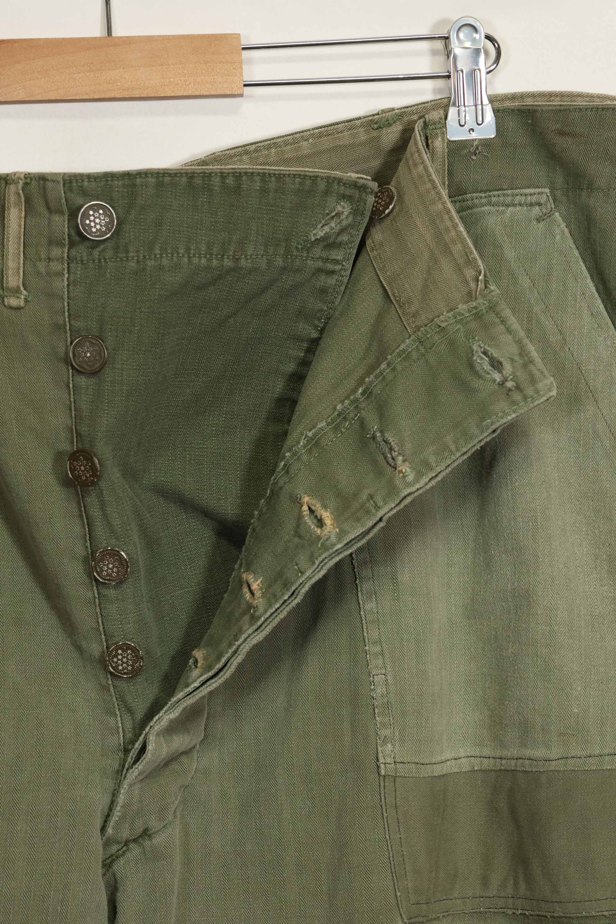 1940's U.S. Army HBT Utility Pants, large size, scratched, used.