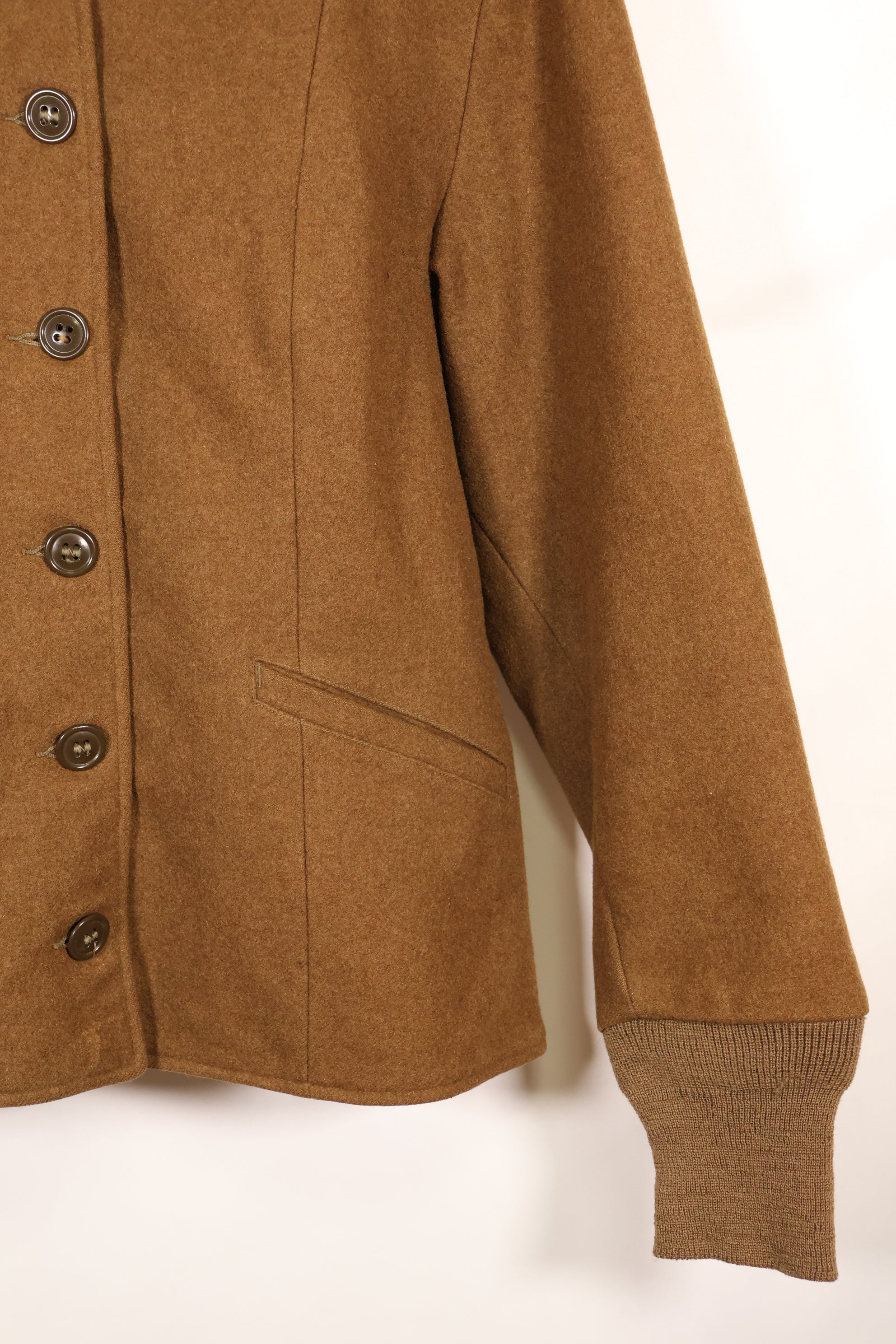 1940s สงครามโลกครั้งที่ 2 WAC กองทัพบกสหรัฐฯ เสื้อแจ็คเก็ตสนามสำหรับทหารหญิง สินค้ามือสอง