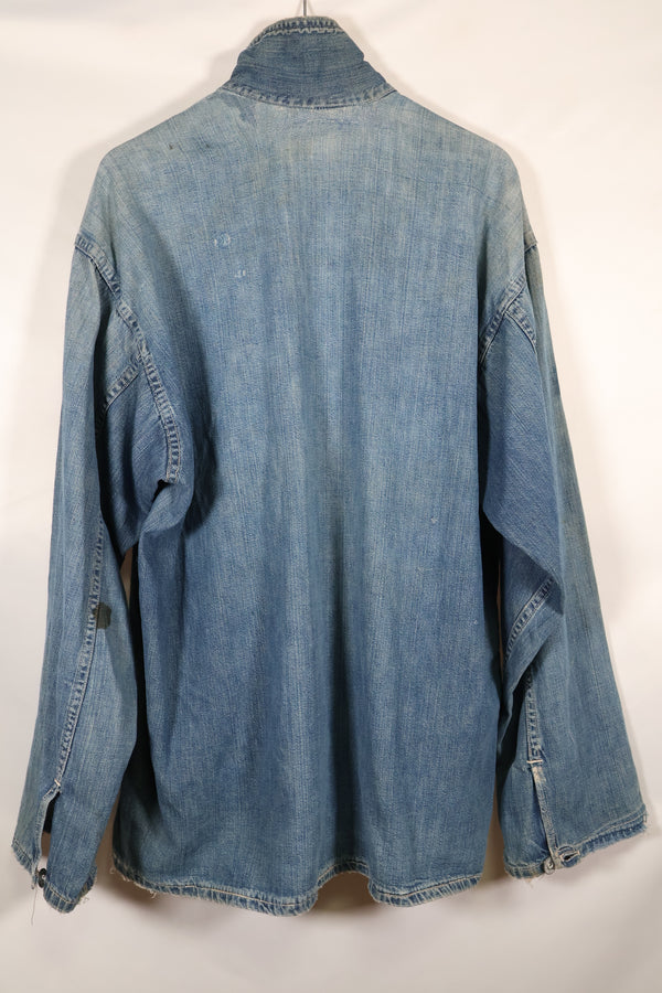 1930s U.S. Army denim pullover shirt, 3 buttons, used.
