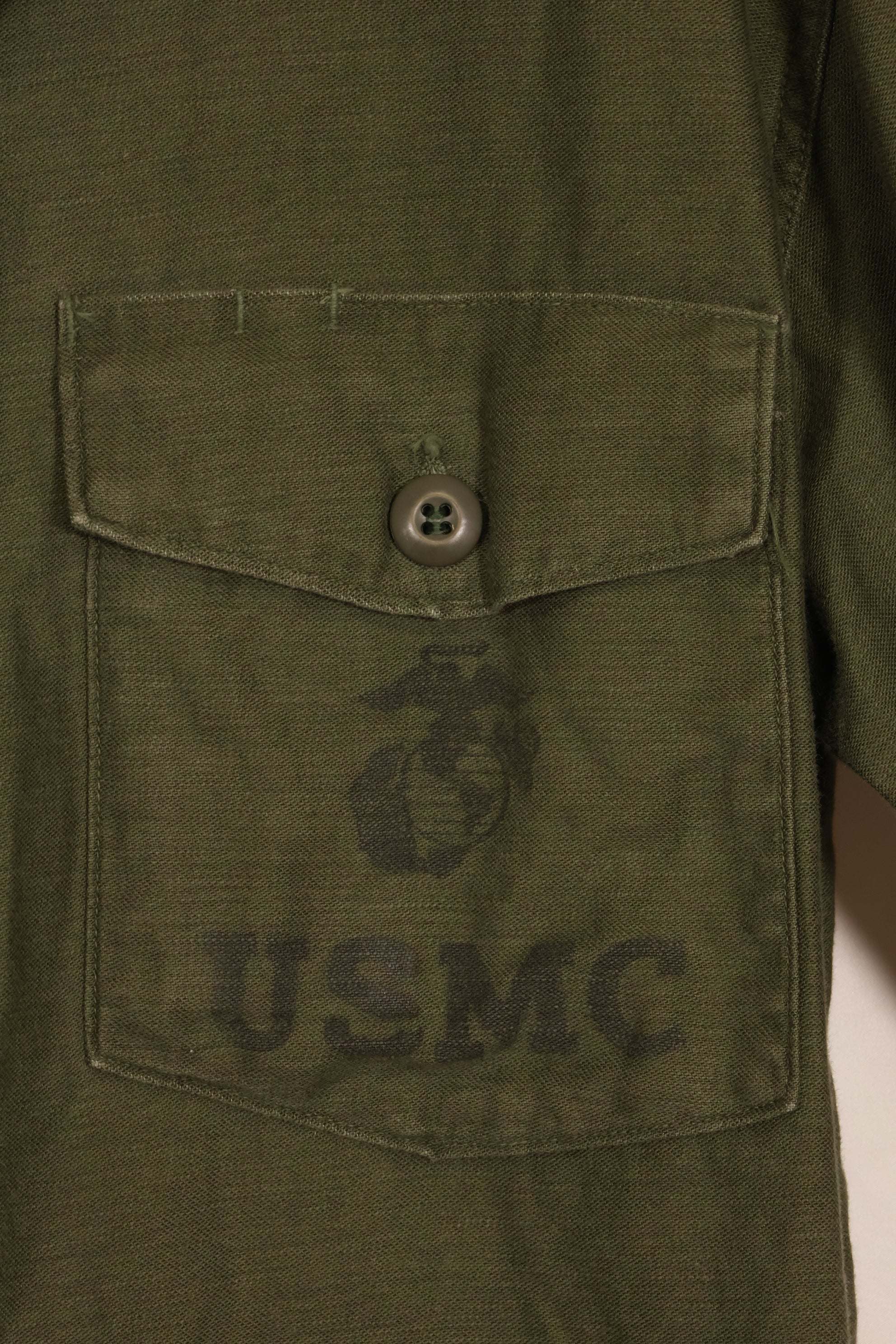 1967年契約　17 1/2 × 36 USMC　アメリカ海兵隊　半袖　OG-107 ユーティリティシャツ　中古品　大きめサイズ