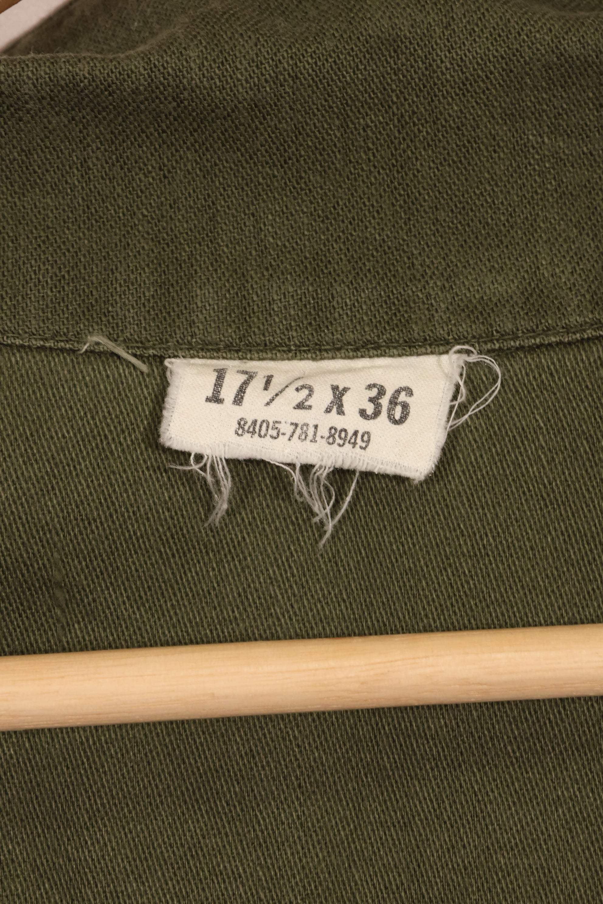 1967年契約　17 1/2 × 36 USMC　アメリカ海兵隊　半袖　OG-107 ユーティリティシャツ　中古品　大きめサイズ