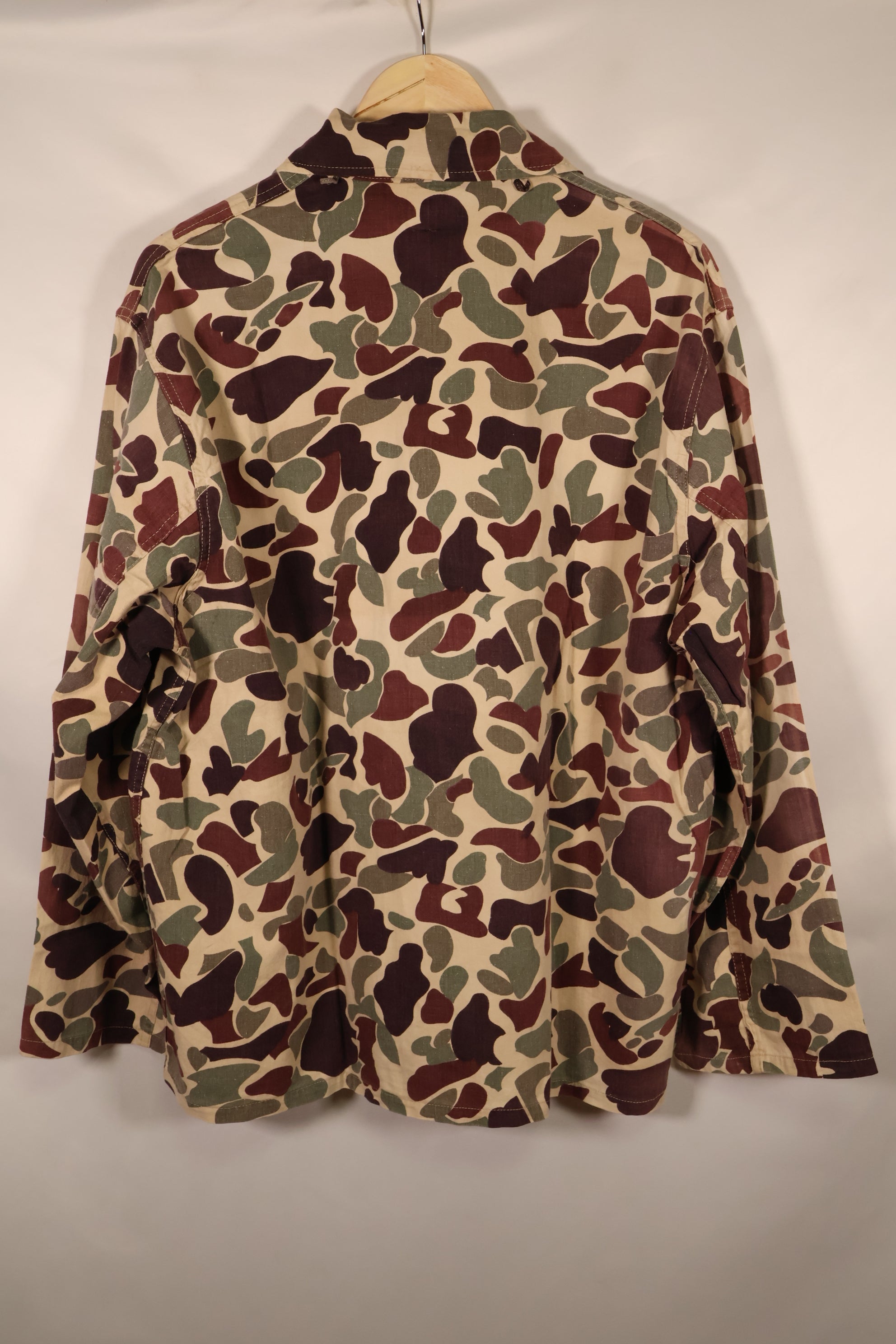 กลางทศวรรษ 1960, ขนาดใหญ่, CIDG, ลายพราง Beogam, ผลิตในท้องถิ่น, เสื้อลายพรางแบบกบ, ผ้าเบา, มือสอง