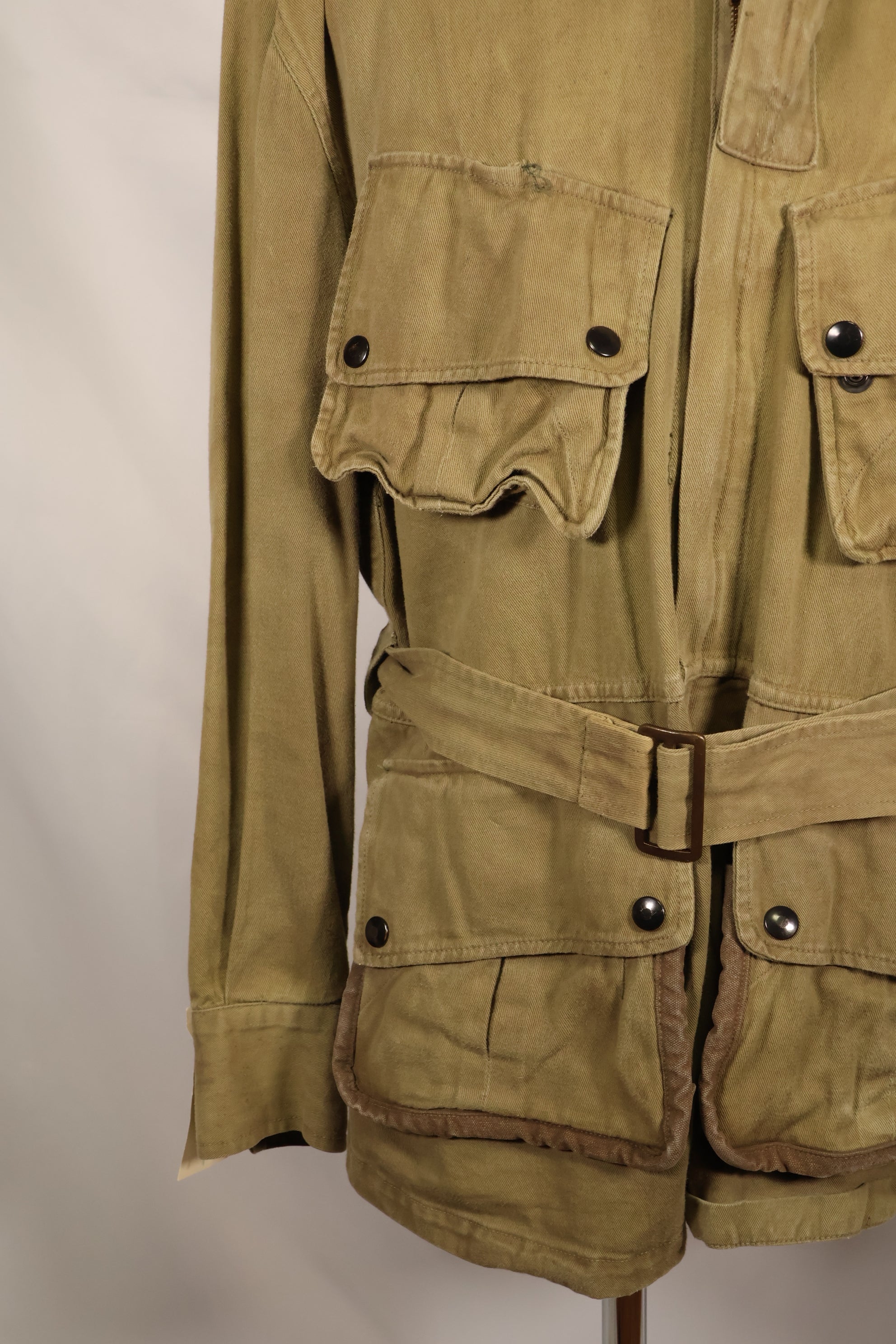 เครื่องแต่งกายภาพยนตร์ 44R ภาพยนตร์ Private Ryan กองทัพสหรัฐฯ เสื้อแจ็คเก็ต M42 สภาพมือสอง