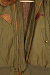 เสื้อแจ็คเก็ตนักบิน B-15A ของกองทัพอากาศสหรัฐฯ ราวปี 1944 สภาพดี