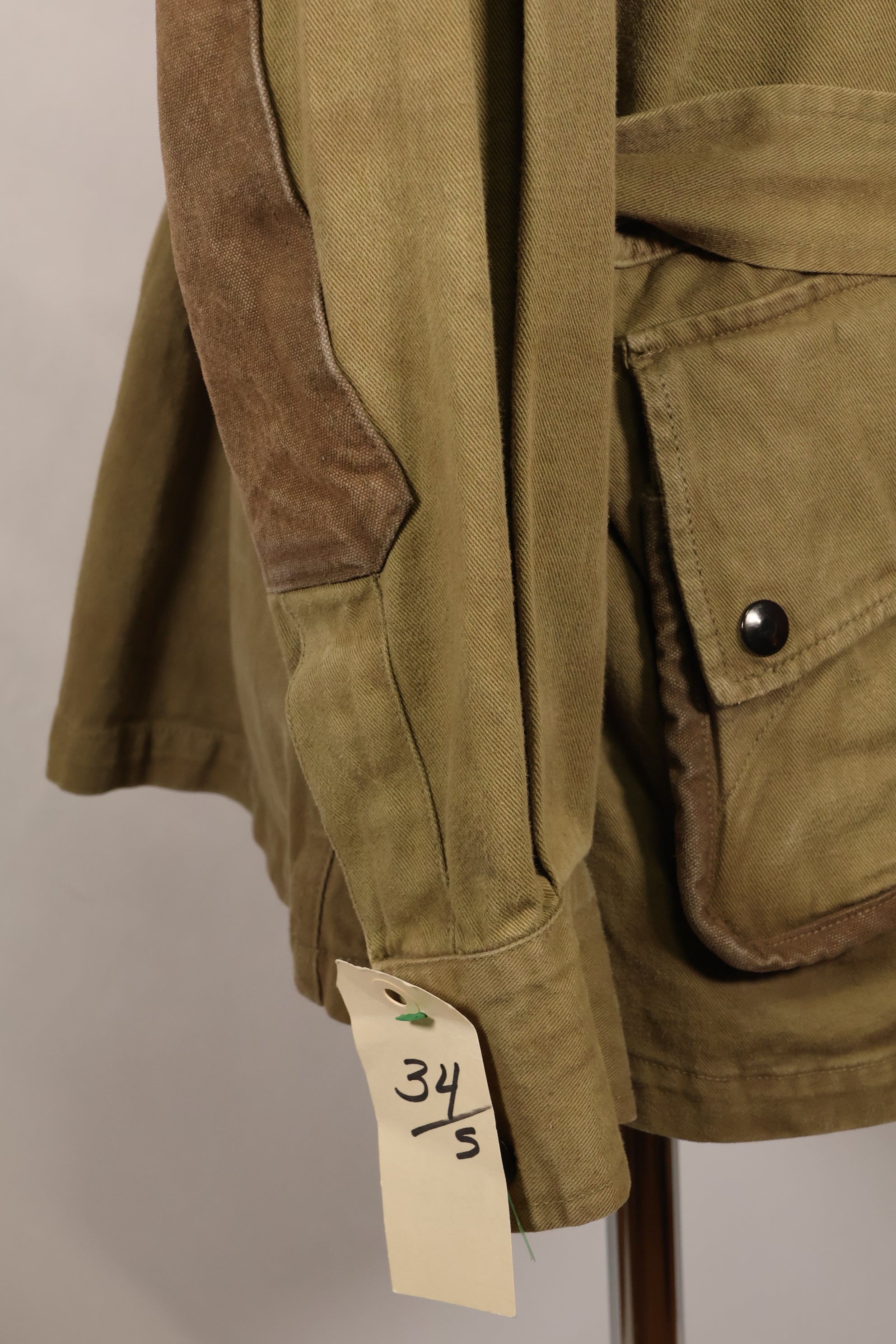 เครื่องแต่งกายภาพยนตร์ 44R ภาพยนตร์ Private Ryan กองทัพสหรัฐฯ เสื้อแจ็คเก็ต M42 สภาพมือสอง