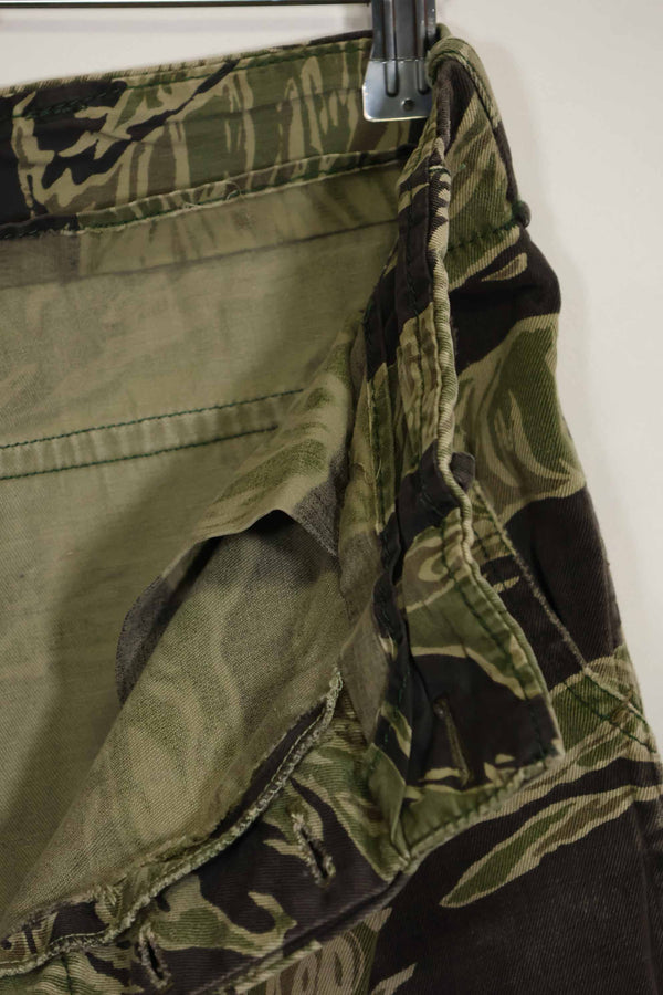 1960's Okinawa Tiger Tiger Stripe Pants US Cut Larger Pants Used