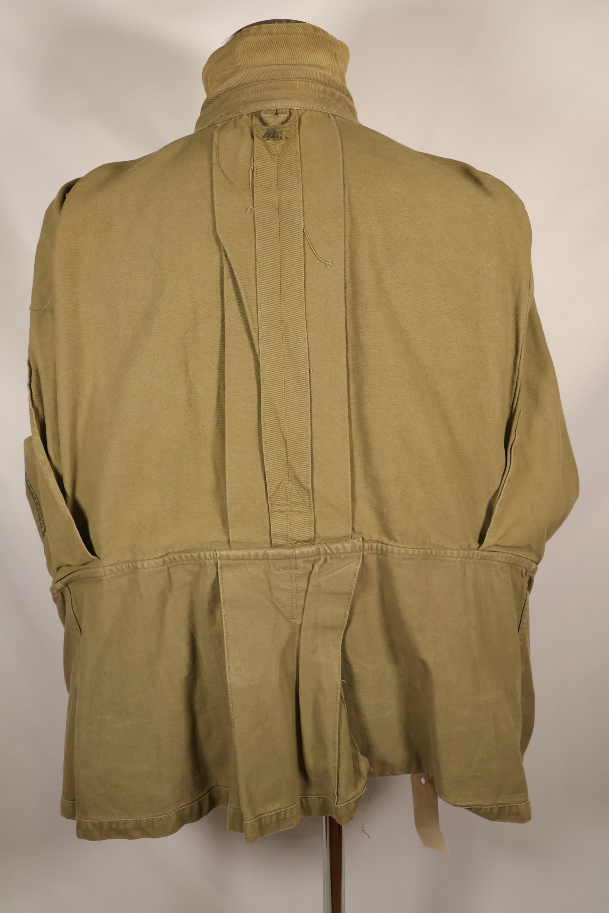 เครื่องแต่งกายภาพยนตร์ 44R ภาพยนตร์ Private Ryan กองทัพสหรัฐฯ เสื้อแจ็คเก็ต M42 สภาพมือสอง