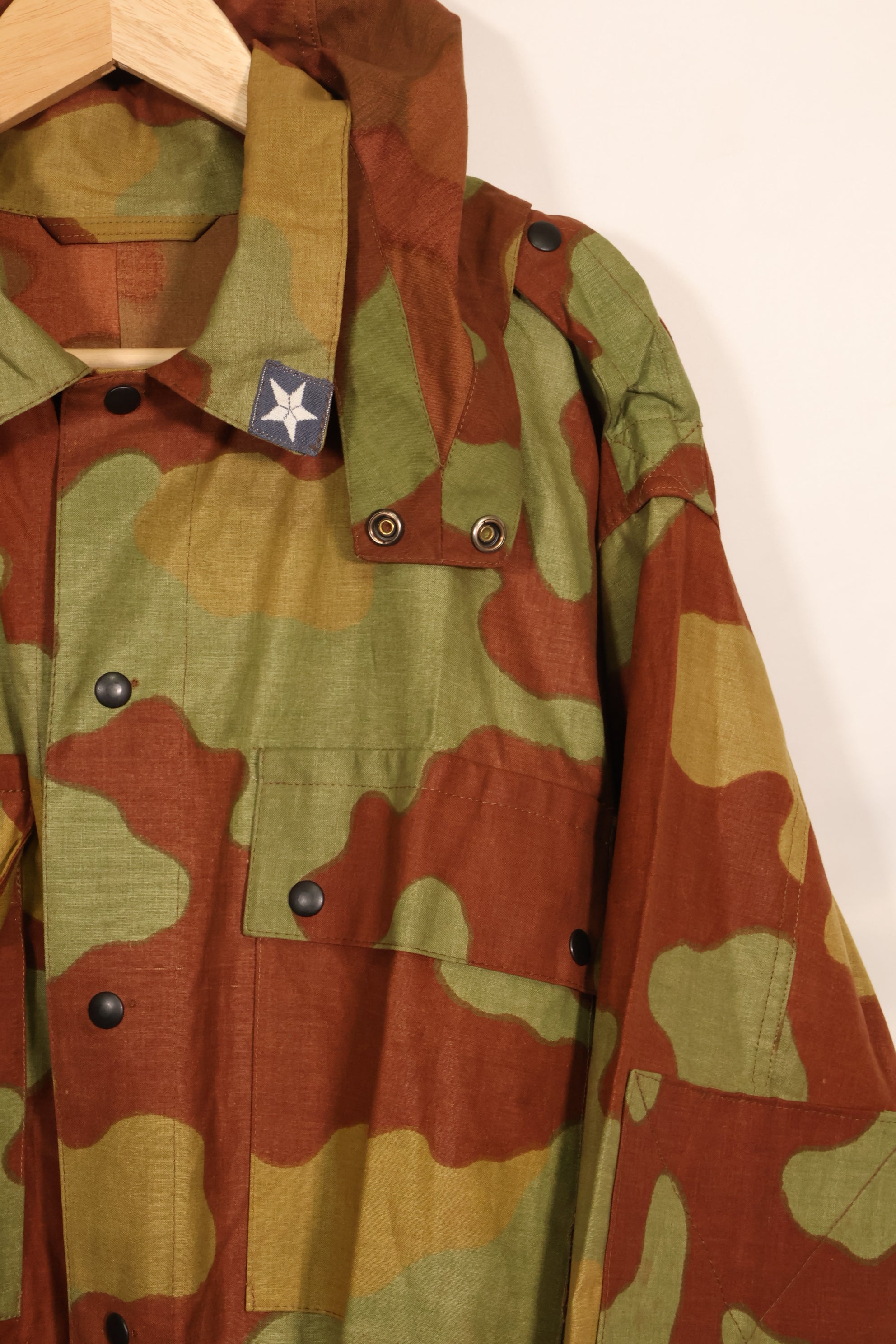 เสื้อแจ็คเก็ตลายพราง San Marco ของกองทัพอิตาลียุค 1960 แทบไม่ได้ใช้