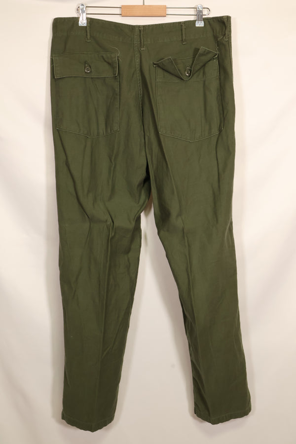 1972年会計　TYPE 3　40 x 33 アメリカ軍　OG-107 ユーティリティパンツ　ベイカーパンツ　中古品