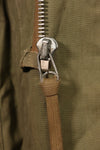 ทศวรรษ 1940    ขนาดกลาง    M-1947 Field Parka    กองทัพบก    กองทัพเรือ    มีร่องรอยการใช้งาน    มือสอง
