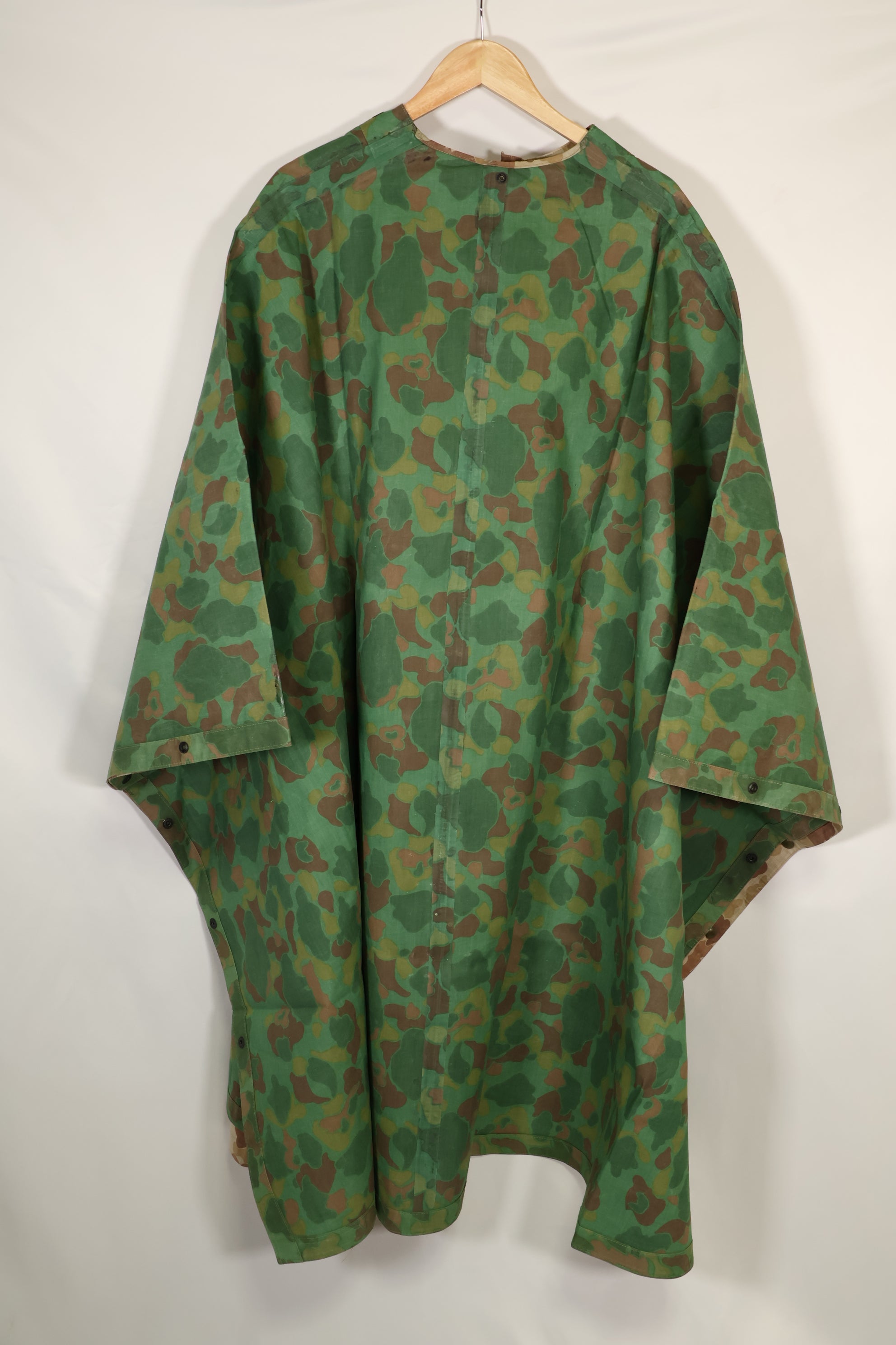 実物　1944年製　USMC フロッグスキン迷彩　ゴム引き　レインポンチョ　状態良い　中古品