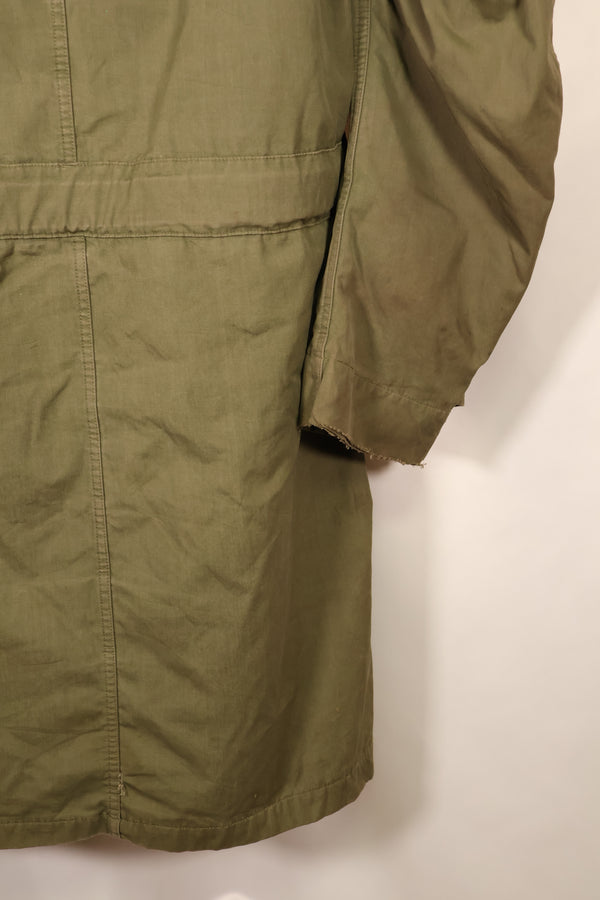 ทศวรรษ 1940    ขนาดกลาง    M-1947 Field Parka    กองทัพบก    กองทัพเรือ    มีร่องรอยการใช้งาน    มือสอง