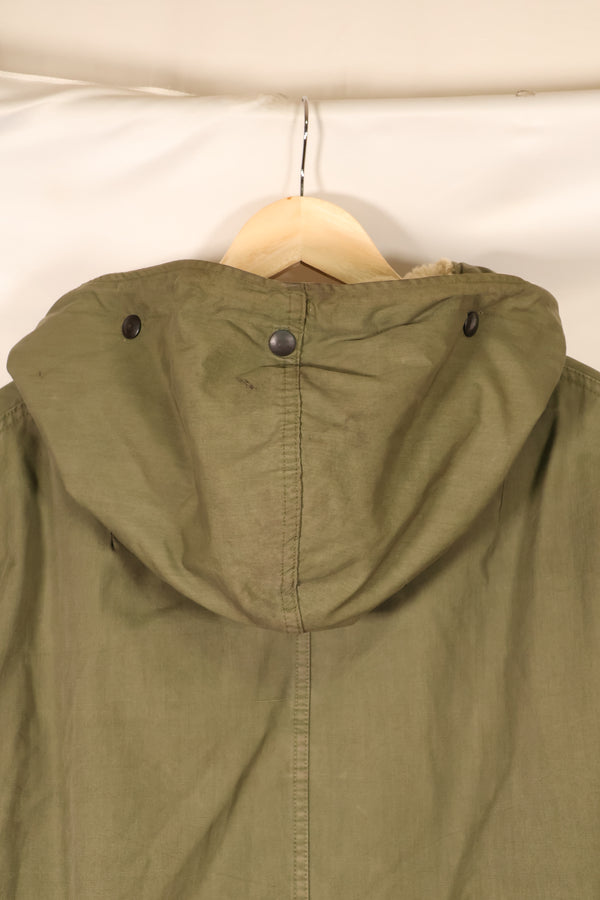 ทศวรรษ 1940    ขนาดกลาง    M-1947 Field Parka    กองทัพบก    กองทัพเรือ    มีร่องรอยการใช้งาน    มือสอง