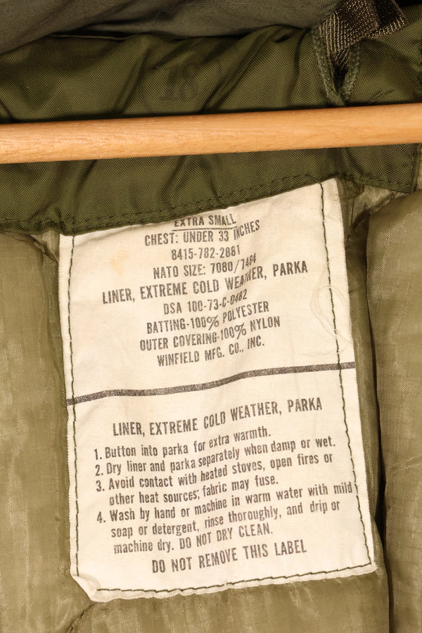 สัญญาปี 1985 และ 1973 – XS – กองทัพสหรัฐฯ – M65 Field Parka – รวมหลายรุ่นต่างกัน – มือสอง