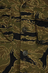 1960s Gold Tiger Tiger Stripe shirt, A-L Asian cut, good condition, used.