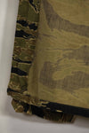 1960s Gold Tiger Tiger Stripe shirt, A-L Asian cut, good condition, used.
