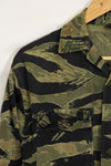 1960s Fat Tiger Tiger Stripe Shirt Asian Cut Used