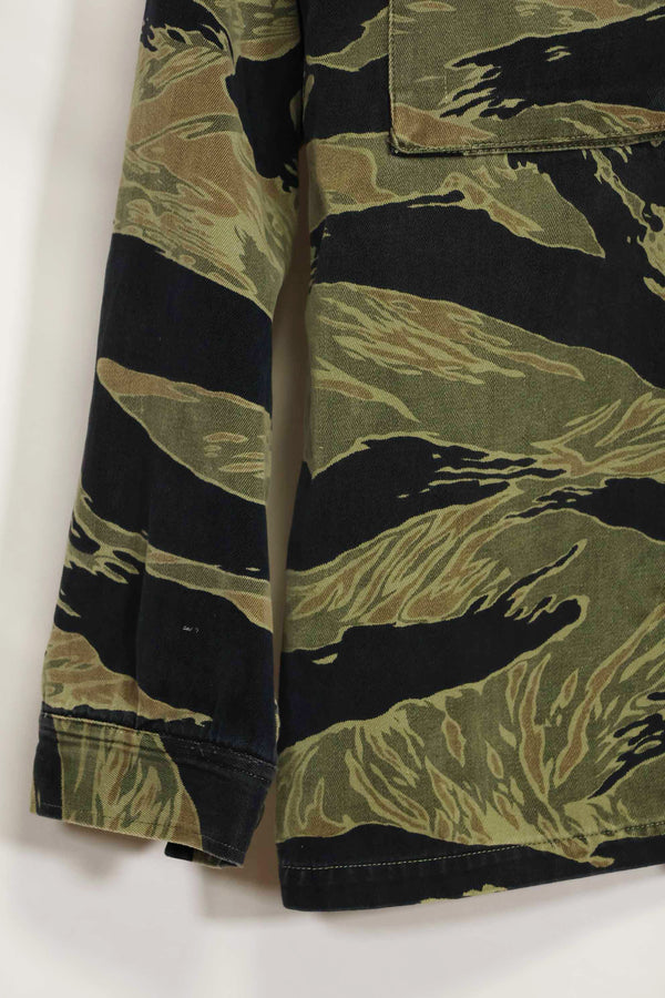 1960s Fat Tiger Tiger Stripe Shirt Asian Cut Used