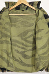 1960s Fat Tiger Tiger Stripe Shirt Asian Cut Used