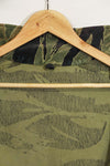 1960s Fat Tiger Tiger Stripe Shirt Asian Cut Used