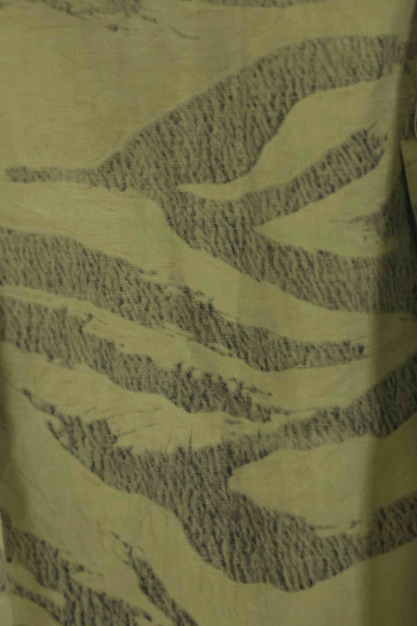 1960s Fat Tiger Tiger Stripe Shirt Asian Cut Used