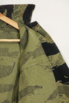 1960s Fat Tiger Tiger Stripe Shirt Asian Cut Used