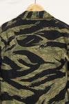 1960s Fat Tiger Tiger Stripe Shirt Asian Cut Used