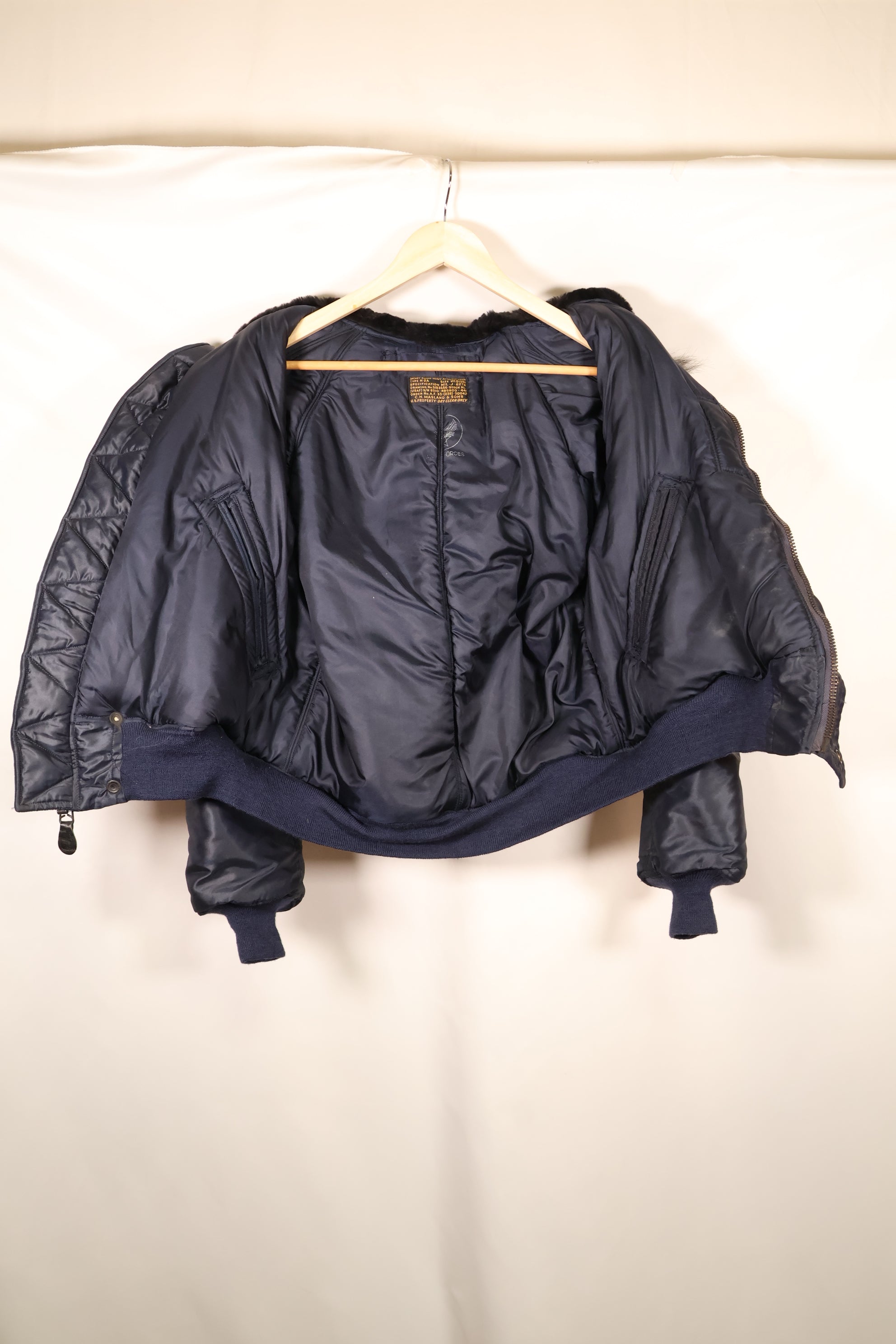 ทศวรรษ 1950, ขนาด MEDIUM, กองทัพอากาศสหรัฐอเมริกา (USAF), แจ็กเก็ตบิน N2-A, แบบทนทาน, สภาพดี, มือสอง