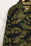 1960s Deadstock Okinawa Tiger Tiger Stripe Shirt Asian Cut