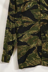 1960s Deadstock Okinawa Tiger Tiger Stripe Shirt Asian Cut