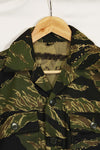 1960s Deadstock Okinawa Tiger Tiger Stripe Shirt Asian Cut