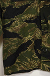 1960s Deadstock Okinawa Tiger Tiger Stripe Shirt Asian Cut