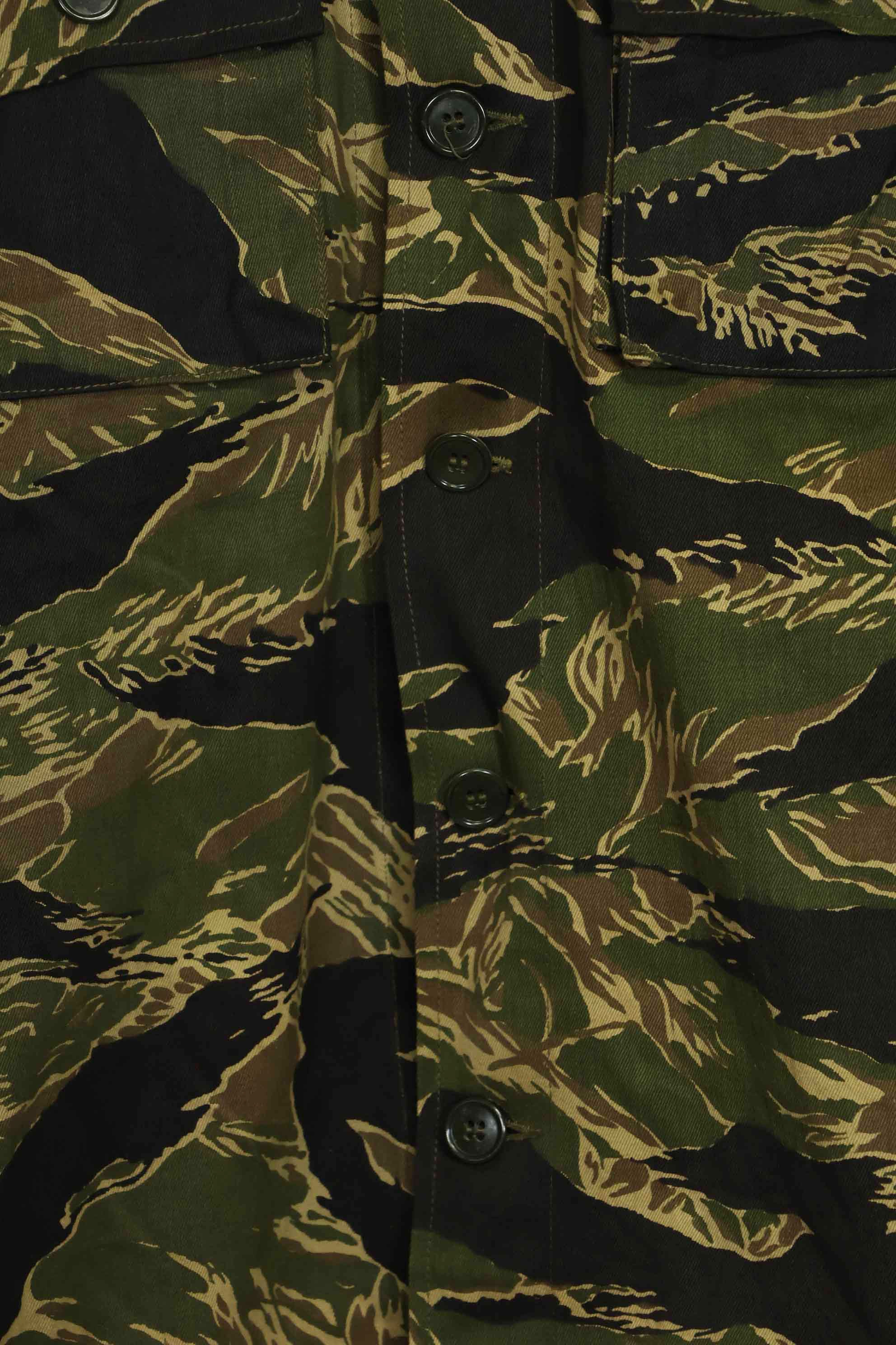 1960s Deadstock Okinawa Tiger Tiger Stripe Shirt Asian Cut