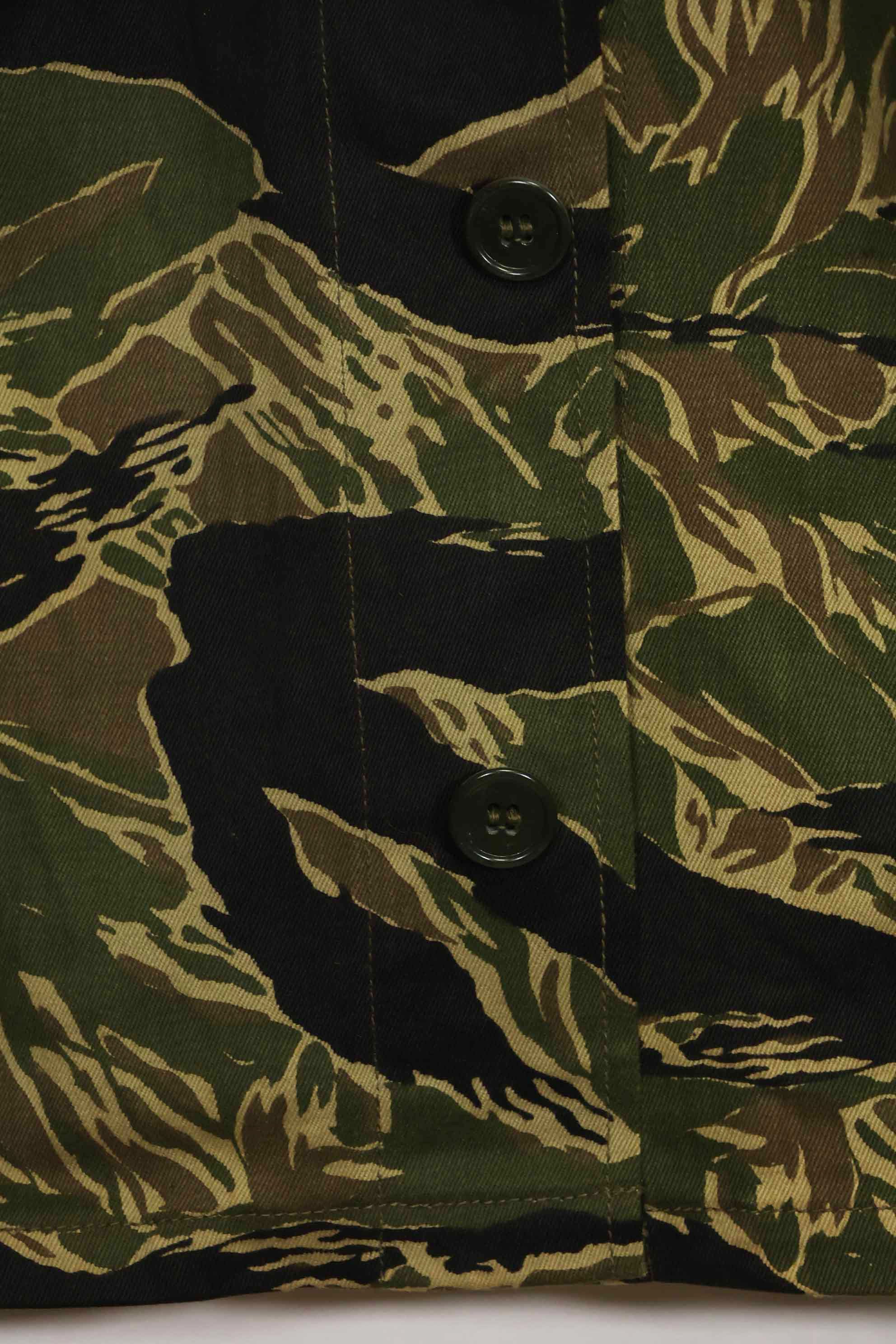 1960s Deadstock Okinawa Tiger Tiger Stripe Shirt Asian Cut